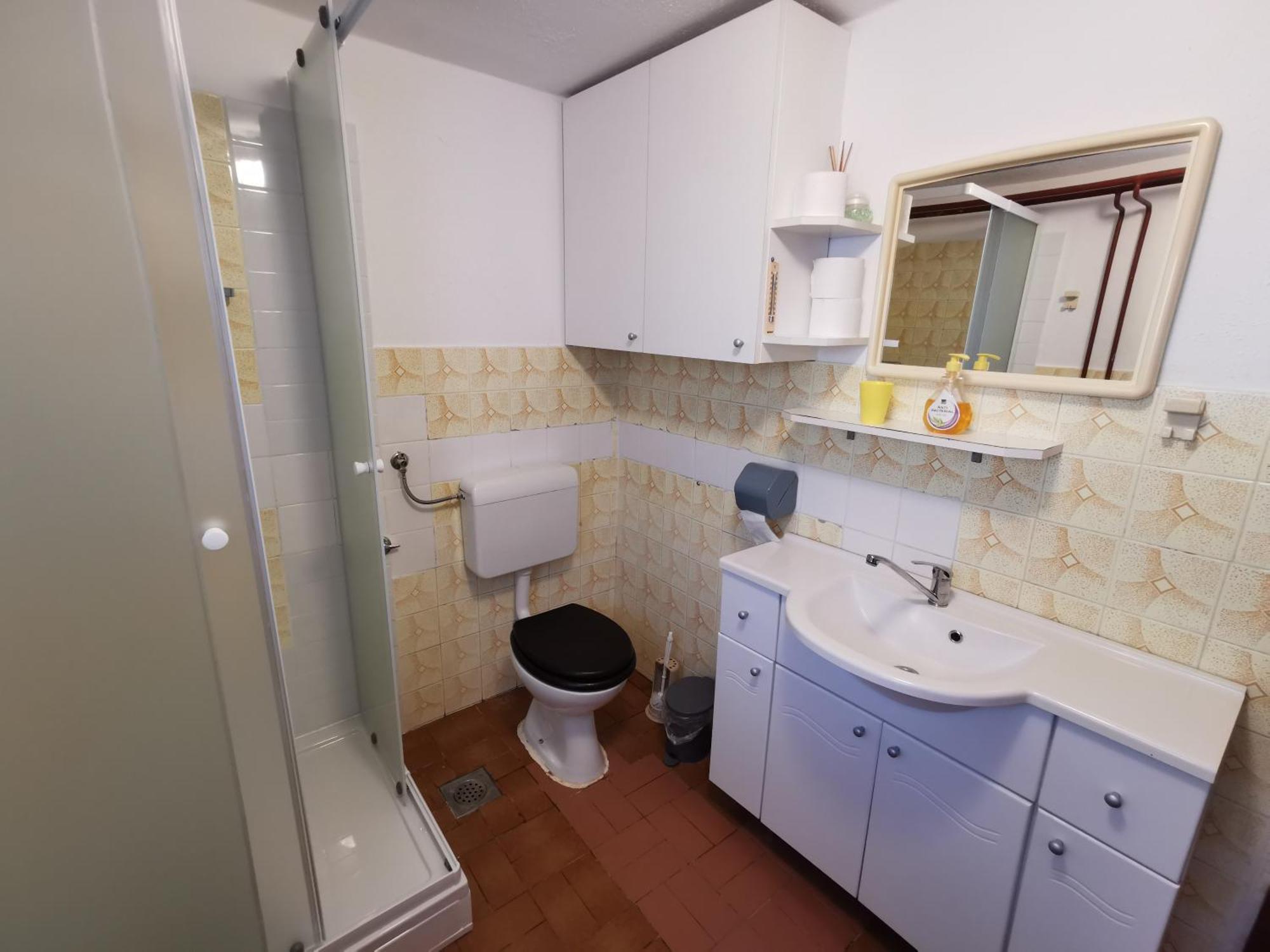 Hotel Na Kopitarjevi Laško Exterior foto